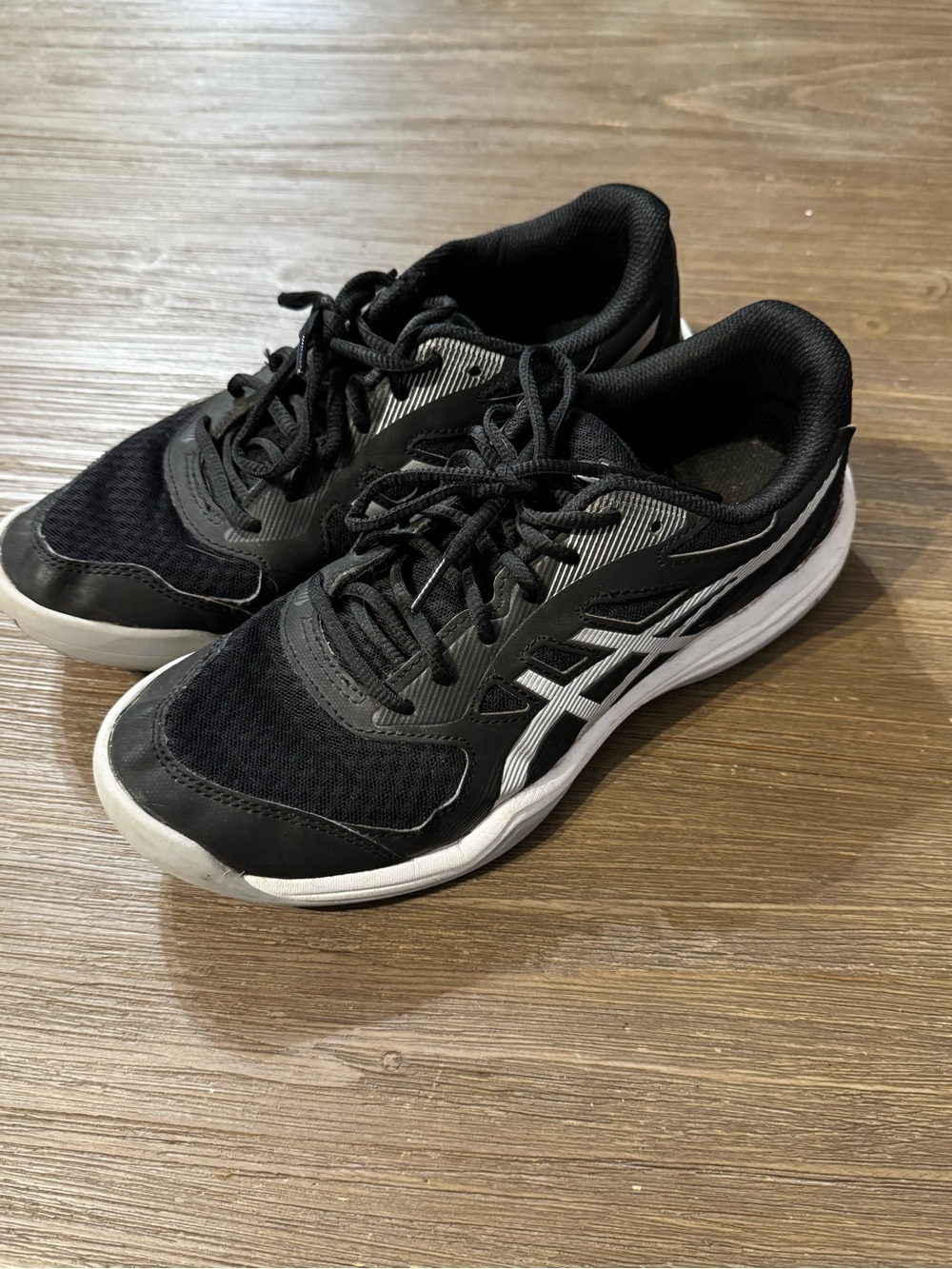 ASICS Upcourt 5 Black & White Volleyball Court Sneakers